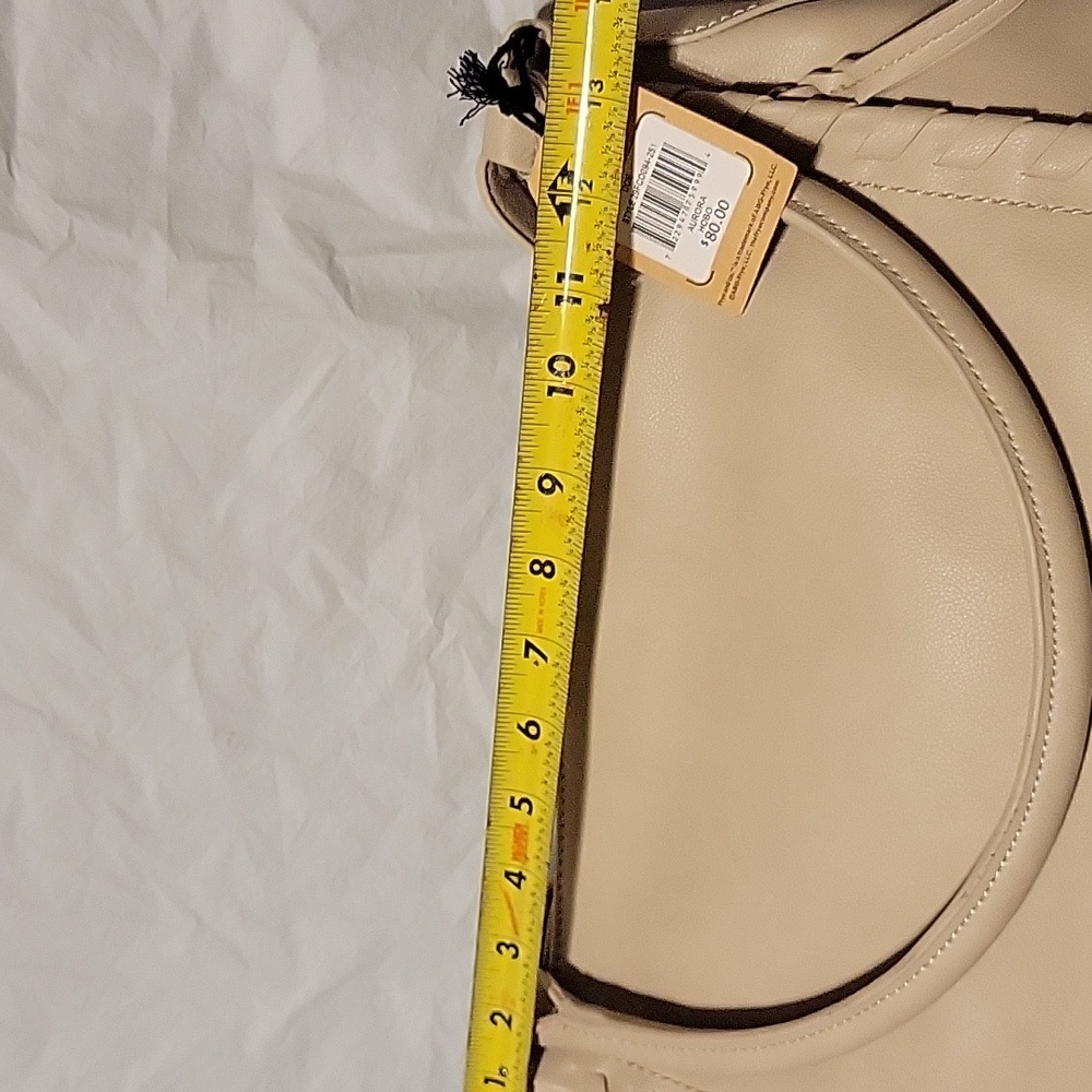 Frye And Company Aurora Hobo Beige Bag NWT - Picture 3 of 5